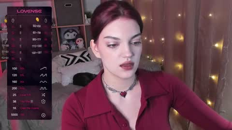 Mavis online show from December 20, 9:17 pm