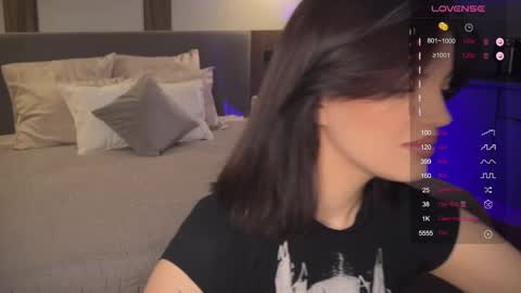 Mavis online show from September 24, 9:18 pm