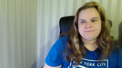 Snapshot of mavka2025x chatting on December 15, 10:47 pm Mavka2025x online show from December 15, 10:47 pm