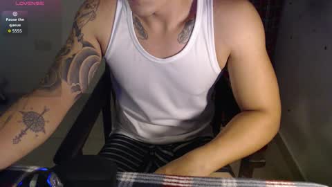 Snapshot of max1999__ chatting on February 23, 11:02 pm Maxi Independent model online show from February 23, 11:02 pm