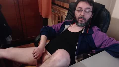 Snapshot of max818k chatting on January 18, 3:27 pm Max online show from January 18, 3:27 pm