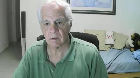 Snapshot of max_2017 chatting on October 18, 2:14 am max_2017 online show from October 18, 2:14 am