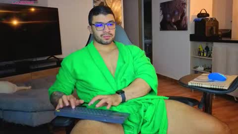 Max online show from November 13, 3:05 am