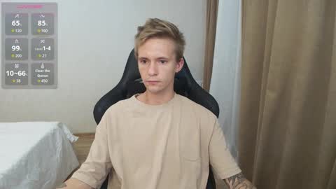 Max Gen with tats 24years  And Ethan without tats 20 years online show from October 19, 8:09 pm