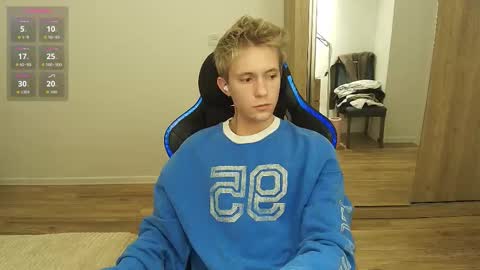 Max Gen with tats 24years  And Ethan without tats 20 years online show from March 17, 4:21 pm