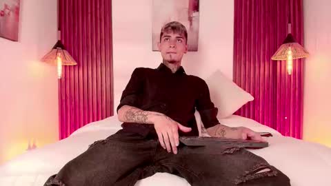 Max online show from March 9, 2:59 am