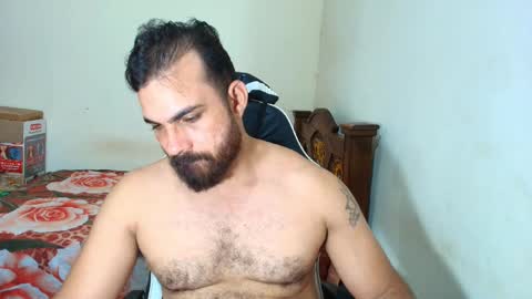 max_love25 online show from December 3, 11:03 pm