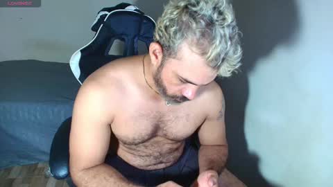 max_love25 online show from January 17, 2:00 pm