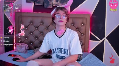 Snapshot of max_lover1 chatting on January 10, 11:50 pm Max lover1 online show from January 10, 11:50 pm