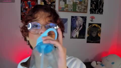 Snapshot of max_lover1 chatting on October 21, 2:12 am Max lover1 online show from October 21, 2:12 am