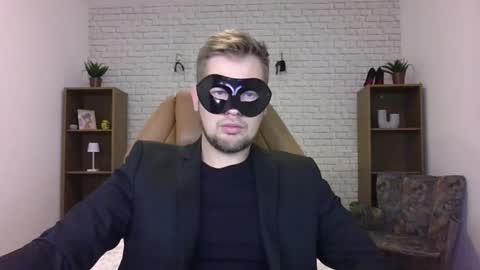 Snapshot of max_mila_888 chatting on September 21, 9:00 am Max Aliya online show from September 21, 9:00 am