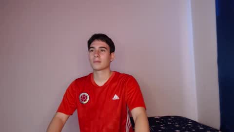 Snapshot of max_snow1616 chatting on December 18, 4:02 pm max_snow1616 online show from December 18, 4:02 pm