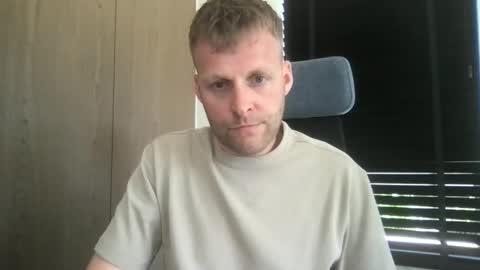 Max take off clothes online show from April 24, 11:56 am