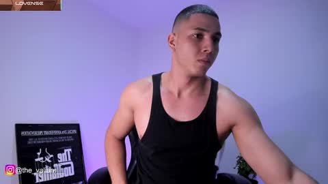 max_valiant1 online show from February 3, 2:53 am