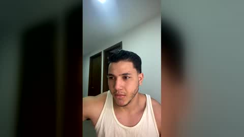 max_valiant1 online show from May 2, 11:15 am