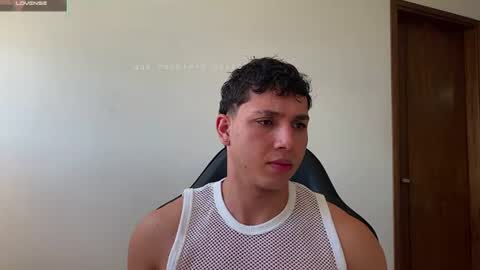 Snapshot of max_valiant1 chatting on June 22, 4:37 pm max_valiant1 online show from June 22, 4:37 pm