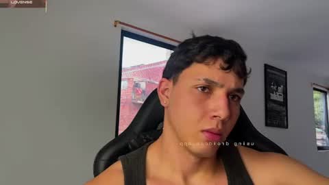 Snapshot of max_valiant1 chatting on June 30, 5:14 pm max_valiant1 online show from June 30, 5:14 pm