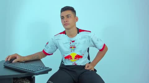 Snapshot of max_wild01 chatting on May 27, 10:01 am MAX online show from May 27, 10:01 am