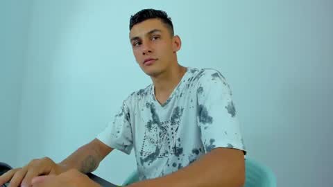 Snapshot of max_wild01 chatting on June 14, 12:30 am MAX online show from June 14, 12:30 am