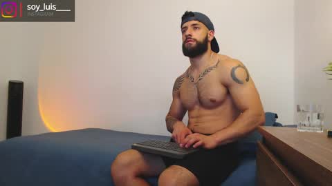 Snapshot of max_xl_ chatting on May 15, 2:40 am max_xl_ online show from May 15, 2:40 am