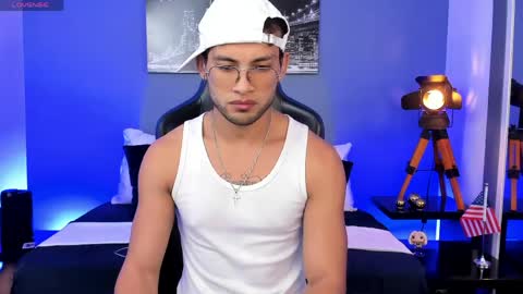 Max Conor online show from April 30, 3:02 am