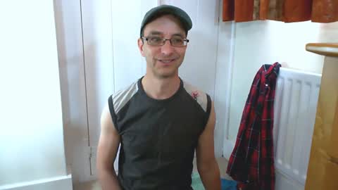 Max Davies online show from July 2, 2:23 pm