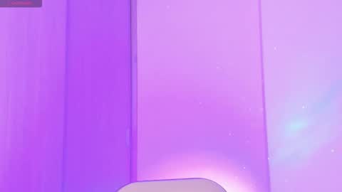 Max  online show from March 1, 10:12 pm