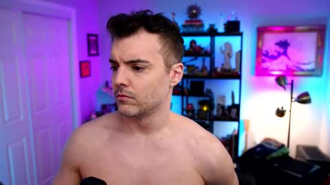 Max Hughes online show from March 13, 2:18 am