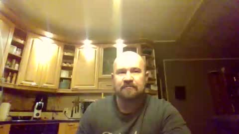 Snapshot of maxhunter chatting on November 26, 6:20 pm maxhunter online show from November 26, 6:20 pm