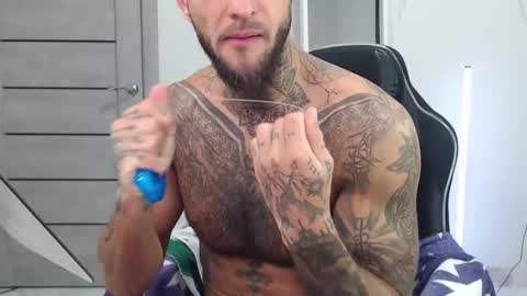 Snapshot of maxi_foxxx chatting on September 18, 6:59 am Maximus Fox online show from September 18, 6:59 am