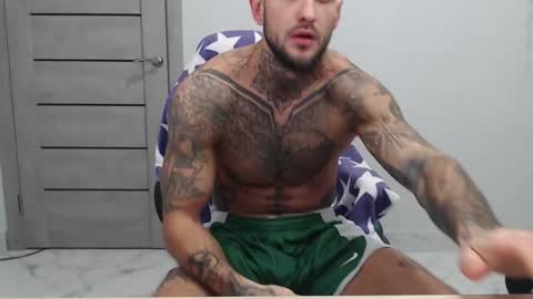 Snapshot of maxi_foxxx chatting on November 6, 7:09 am Maximus Fox online show from November 6, 7:09 am