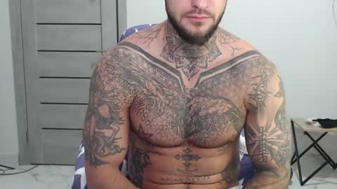 Snapshot of maxi_foxxx chatting on June 21, 6:16 am Maximus Fox online show from June 21, 6:16 am