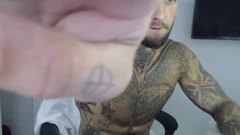 Snapshot of maxi_foxxx chatting on July 9, 5:55 am Maximus Fox online show from July 9, 5:55 am
