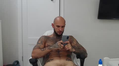 Snapshot of maxi_foxxx chatting on July 19, 3:32 am Maximus Fox online show from July 19, 3:32 am