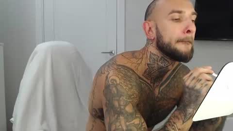 Snapshot of maxi_foxxx chatting on July 23, 5:16 am Maximus Fox online show from July 23, 5:16 am