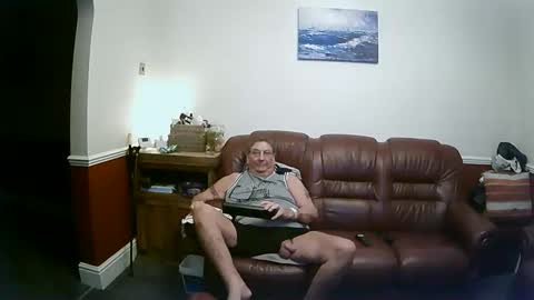 Snapshot of maxi_johnes chatting on December 20, 10:32 pm MAX online show from December 20, 10:32 pm