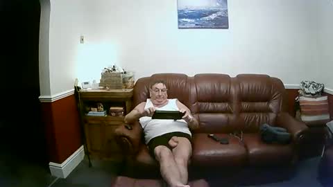 Snapshot of maxi_johnes chatting on December 29, 11:39 pm MAX online show from December 29, 11:39 pm