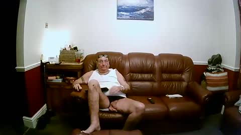 Snapshot of maxi_johnes chatting on January 10, 3:18 am MAX online show from January 10, 3:18 am