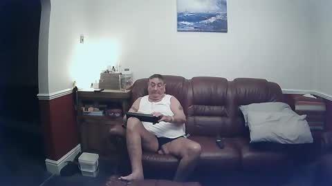 Snapshot of maxi_johnes chatting on February 11, 11:54 pm MAX online show from February 11, 11:54 pm