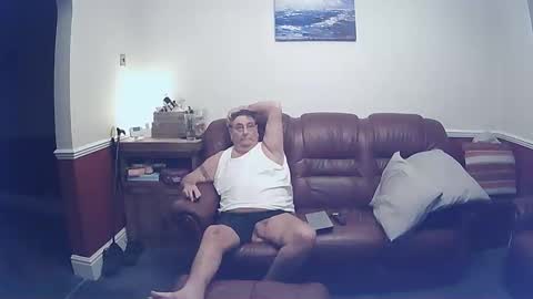 Snapshot of maxi_johnes chatting on February 24, 10:25 pm MAX online show from February 24, 10:25 pm