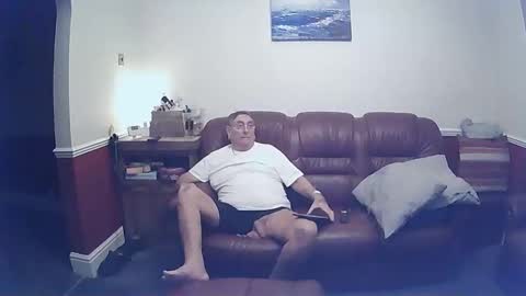 Snapshot of maxi_johnes chatting on February 25, 9:35 pm MAX online show from February 25, 9:35 pm