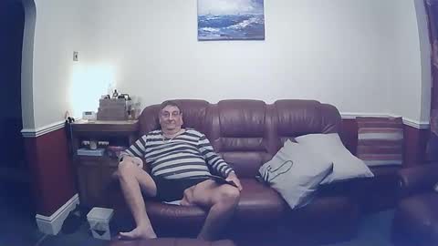 Snapshot of maxi_johnes chatting on March 12, 10:28 pm MAX online show from March 12, 10:28 pm