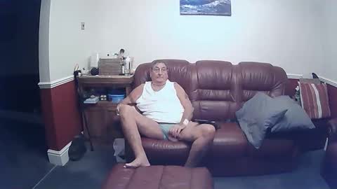 Snapshot of maxi_johnes chatting on September 16, 9:49 pm MAX online show from September 16, 9:49 pm