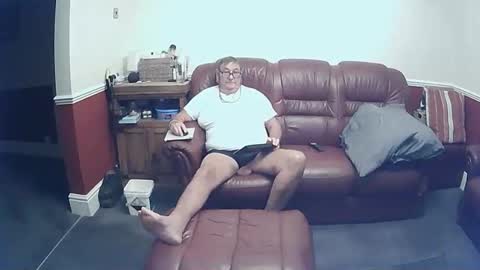 Snapshot of maxi_johnes chatting on September 18, 9:50 pm MAX online show from September 18, 9:50 pm