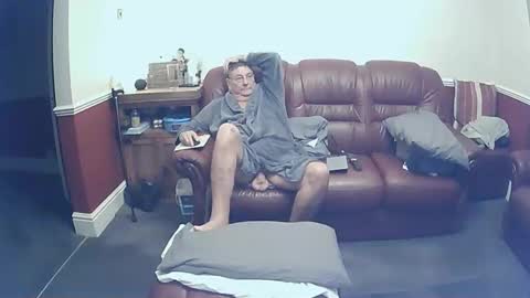 Snapshot of maxi_johnes chatting on October 3, 10:40 pm MAX online show from October 3, 10:40 pm