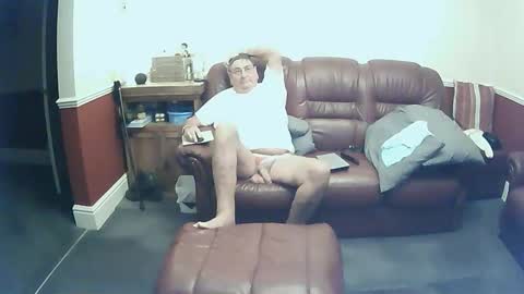 Snapshot of maxi_johnes chatting on October 13, 9:59 pm MAX online show from October 13, 9:59 pm