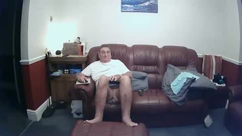 Snapshot of maxi_johnes chatting on October 20, 10:54 pm MAX online show from October 20, 10:54 pm