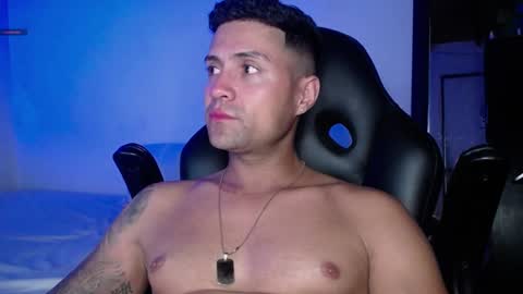 Snapshot of maxi_mux1 chatting on January 27, 9:11 pm MAXI online show from January 27, 9:11 pm