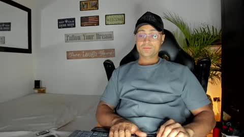 MAXI      online show from April 21, 2:51 am