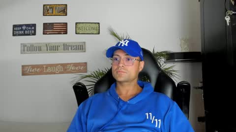MAXI      online show from April 22, 5:36 pm